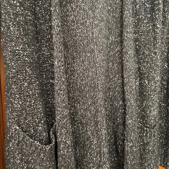 Cardigan - Picture 3 of 4